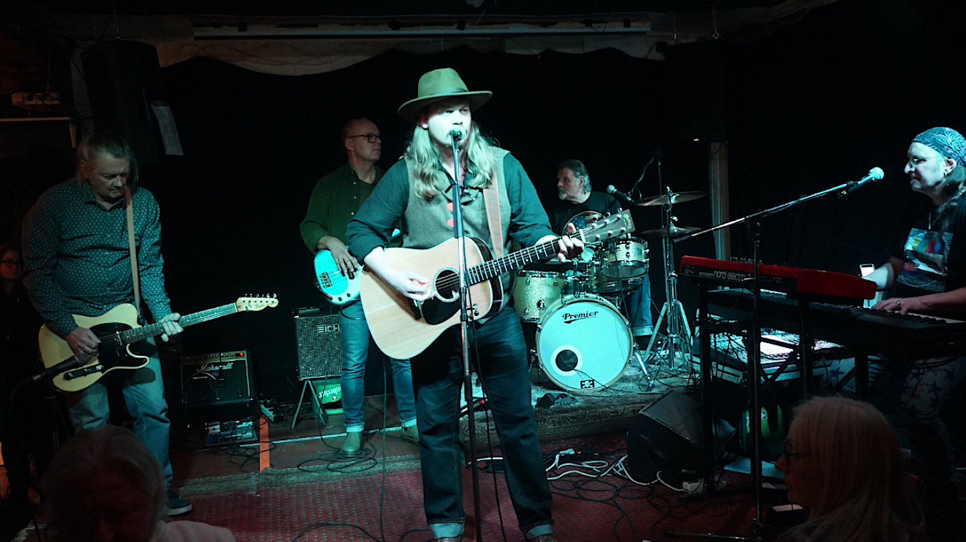 Chris Averell und die SSJ Houseband