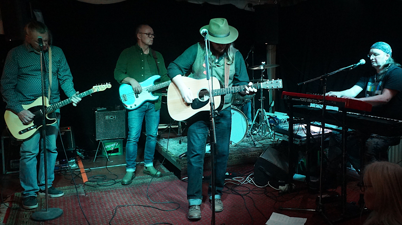 Chris Averell und die SSJ Houseband