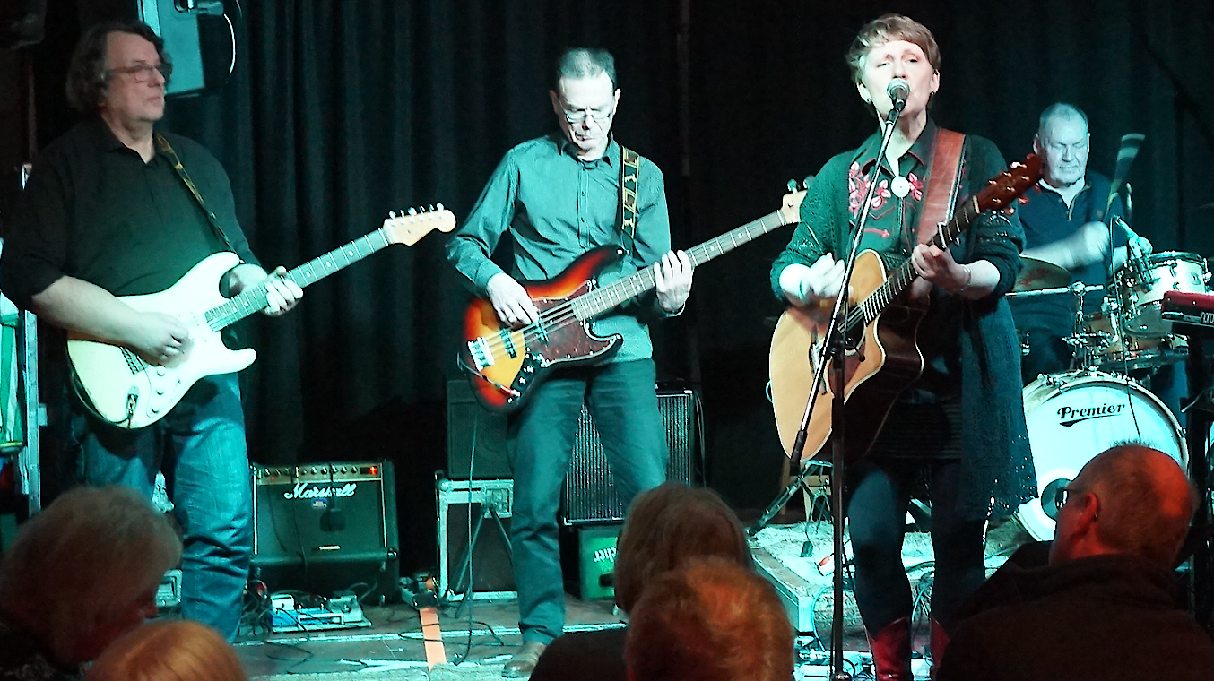 Gaby Lina Schmidt & The Loop