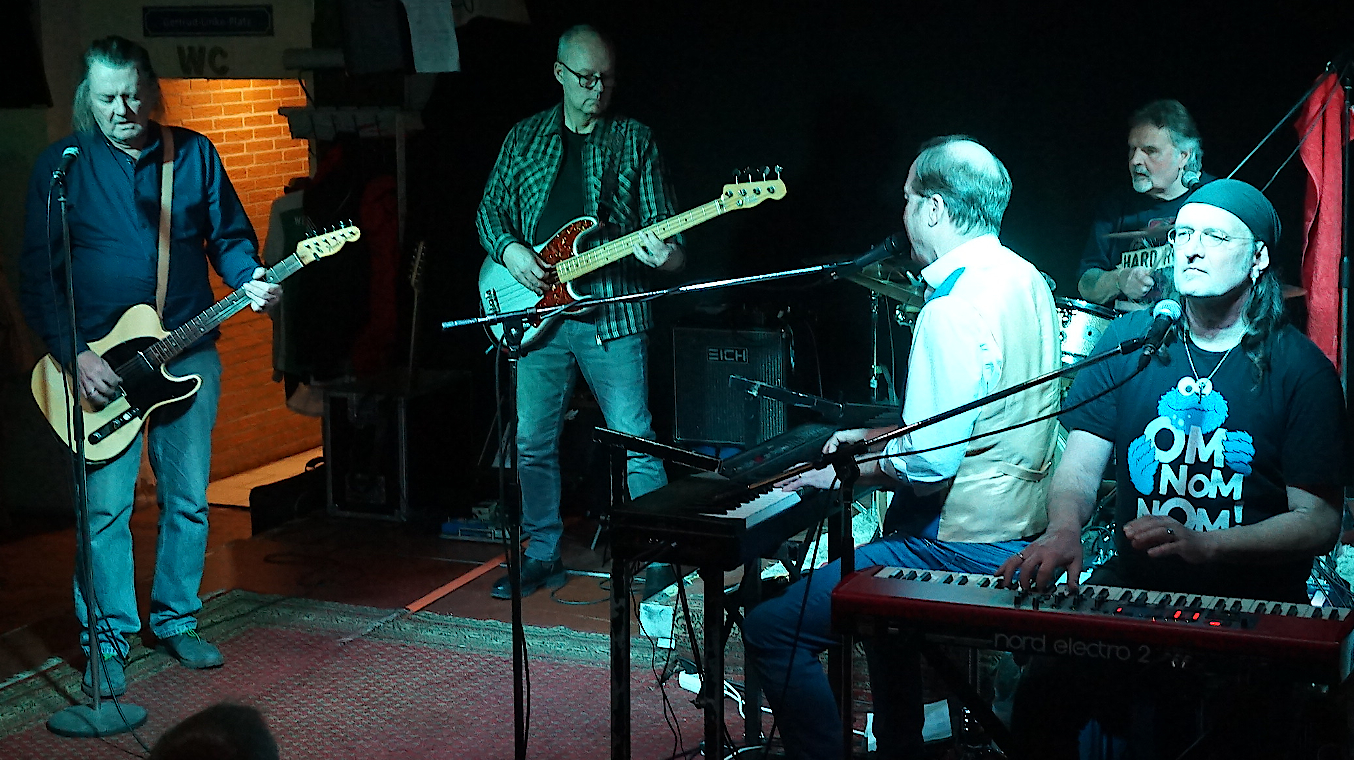 K.C. Miller und die SSJ Houseband im Februar 2025