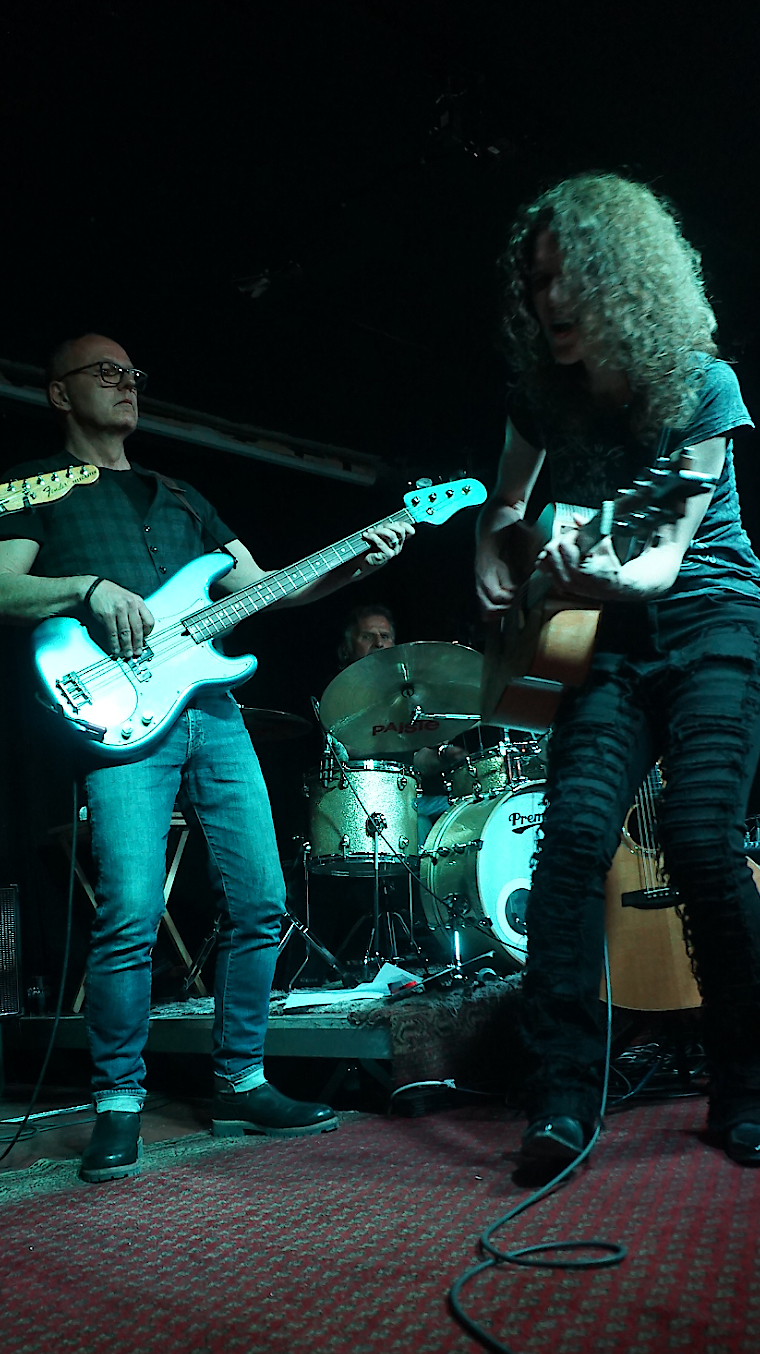 Meike Köster & die SSJ Houseband