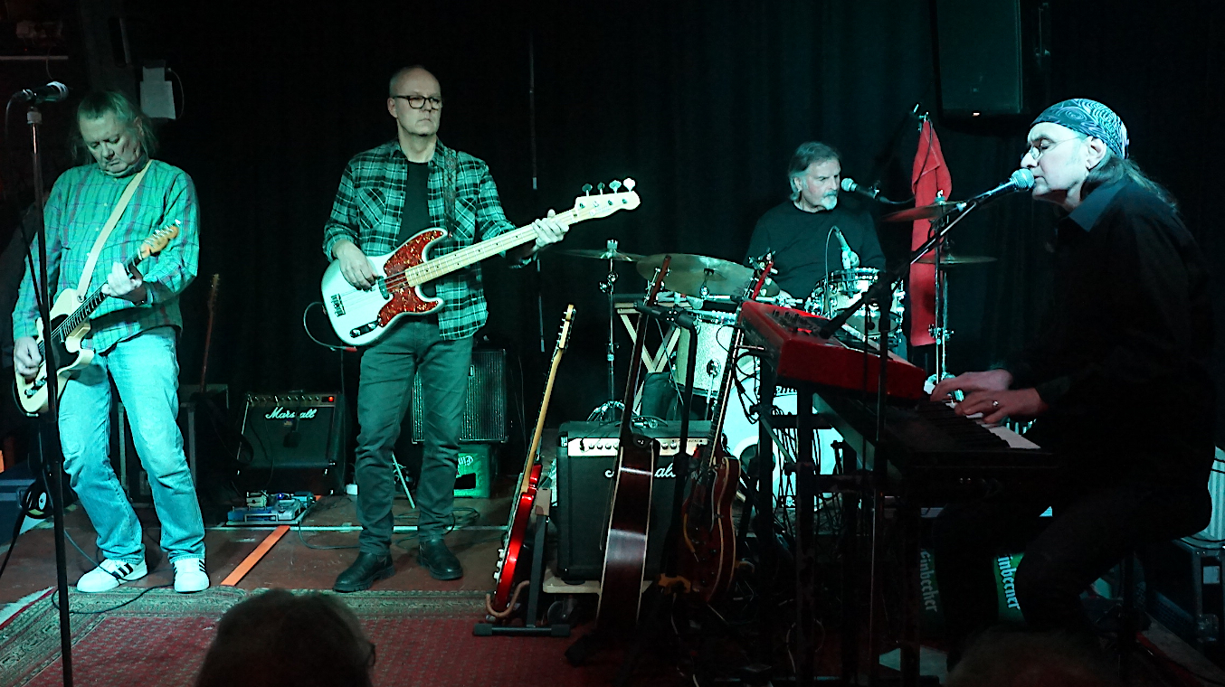 SSJ Houseband Januar 2026